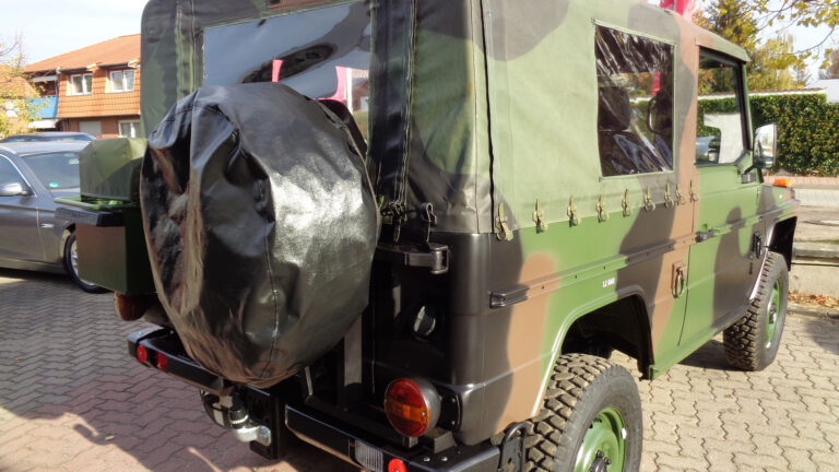 Mercedes Benz G 250 Wolf Fahrzeug komplett nach Lackierung / tarnfleck