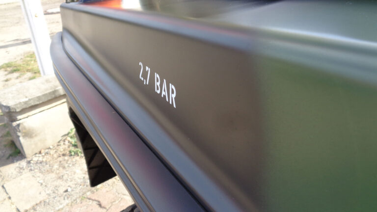 Mercedes Benz G 250 Wolf wahlweise mit Schriftzug Reifendruckangabe